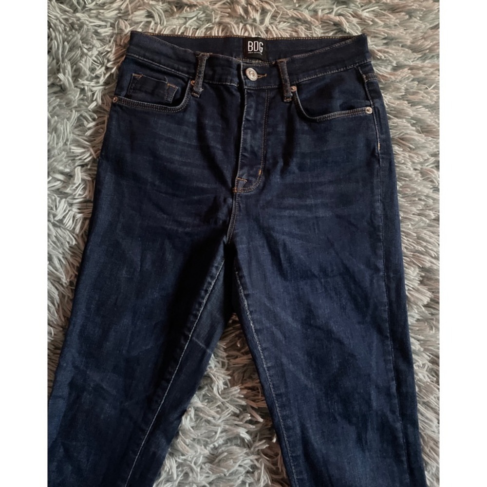 Twig High Rise Jeans - Picture 3 of 9